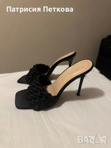 Сатенени елегантни черни сандали / чехли на ток Simmi London, размер 39, черен цвят,  цена 20 евро, снимка 5 - Сандали - 54017209