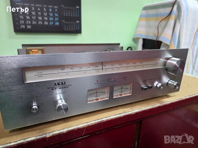 Продавам тунер AKAI AT 2400, снимка 2 - Ресийвъри, усилватели, смесителни пултове - 54924272