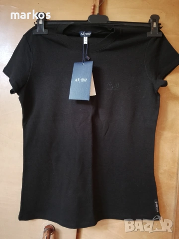 Чисто нова дамска тениска Armani Jeans с етикет и сертификат (Оригинал)