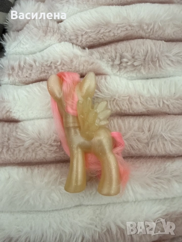 My little pony sparkly Fluttershy/ Моето малко пони бляскава  Флътършай, снимка 2 - Фигурки - 55537356