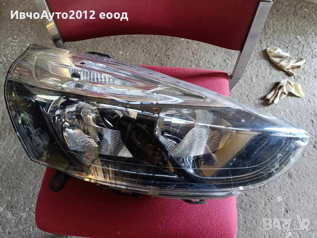 фар десен Renault Clio 2016-2019, снимка 2 - Части - 54797204