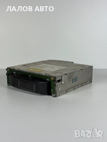 ЦД Чейнджър БМВ Е60 CD Changer BMW E60 OEM: 65. 12-6 938 975, снимка 2 - Части - 55147589