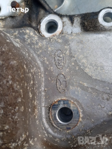 Ангренажен капак с маслена помпа Хюндай Киа 1.4 бензин код G4FA , снимка 3 - Части - 53981159