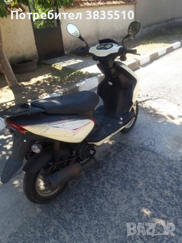 Скутер  Övriga Yiying, снимка 2 - Мотоциклети и мототехника - 54321794