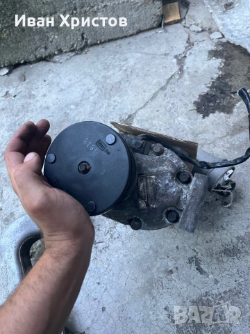 Компресор Eaton m62