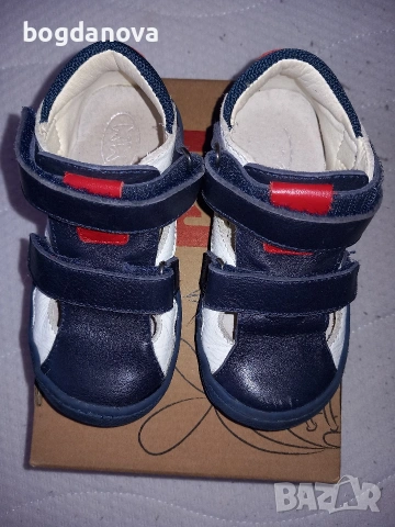 Бебешки обувки на Колев и Колев, снимка 10 - Бебешки обувки - 53993247