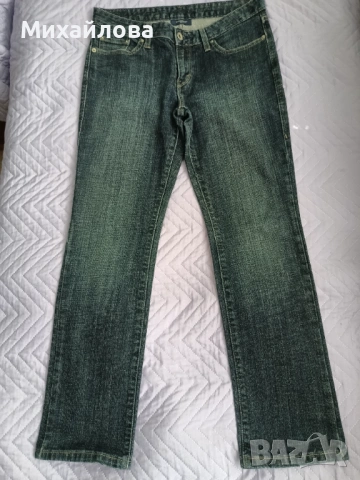 Дамски дънки Levis, снимка 7 - Дънки - 54390129