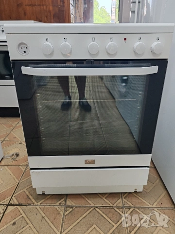 Свободно стояща печка с керамичен плот Voss Electrolux с 2 години гаранция! , снимка 3 - Печки, фурни - 55005641