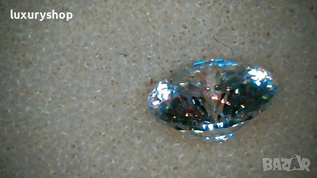 Диамант, Moissanite 100 faceted cut, със сертификат, гравиран номер на камъка - 35 евро - 1 карат, снимка 4 - Пръстени - 55082974