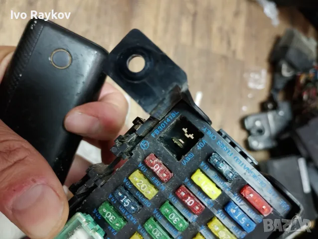 бушонно табло Mazda Demio , FB301418L, снимка 4 - Части - 55647136