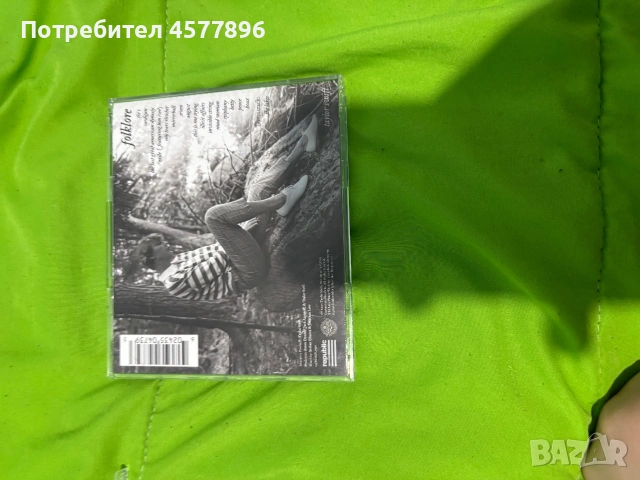 Folklore meet me behind the mall cd target exclusive Тейлър Суифт/ Taylor Swift , снимка 3 - CD дискове - 54962434