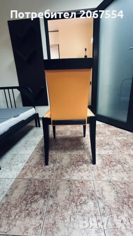 Почти съвсем нови 4 бр тапицирани, кожени оранжеви стола, снимка 5 - Столове - 54046780