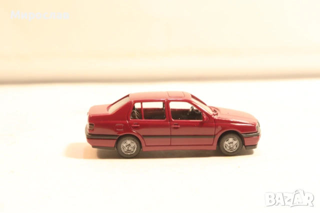 WIKING H0 1/87 VW VENTO МОДЕЛ КОЛИЧКА, снимка 4 - Колекции - 54214853
