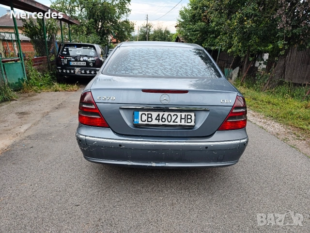 Мерцедес W211 E270CDI, снимка 4 - Автомобили и джипове - 55271969