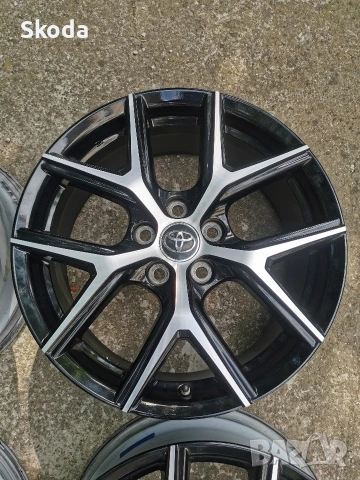джанти Toyota rav 4 18, снимка 2 - Гуми и джанти - 55256009