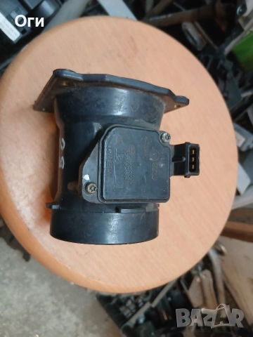 Дебитомер за Фолксваген Пасат и Ауди А4 и А6 2.8 V6 078 133 471C / 078133471C
