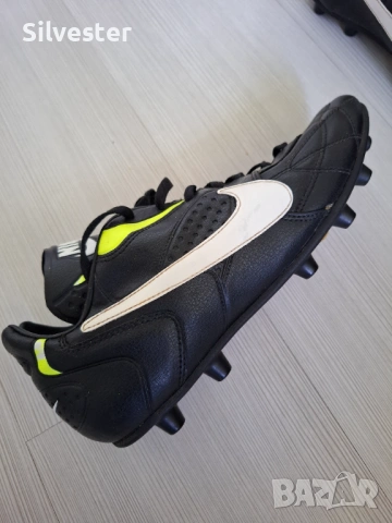 Черни футболни обувки / бутонки Найк / Nike, Естествета кожа, номер 45.5, снимка 9 - Футбол - 54568742