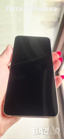 Samsung s23 с подарък 5 кейса и красив държач