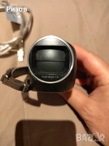  Видеокамера Panasonic HC-V160, снимка 2 - Камери - 54430908