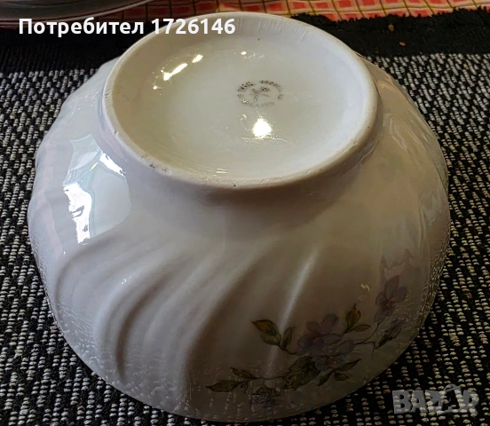 Порцеланова купичка на Китка , снимка 3 - Чинии - 54352296