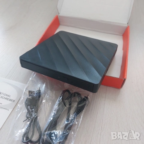 Чисто ново Външно Blu-ray устройство 5-в-1 / 3D Блурей Записвачка USB 3.0 & Type-C, снимка 3 - Друга електроника - 54732453