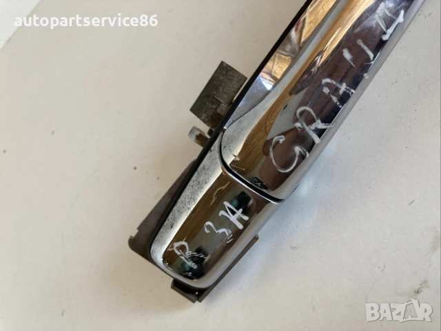 Външна дръжка на задна дясна врата за Mitsubishi Grandis (2004) MR526118, снимка 3 - Части - 54750889