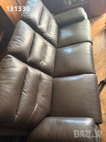 Продавам кожен диван 