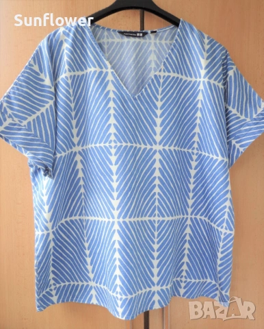 Дамска блуза Marimekko x Uniqlo, размер M , снимка 2 - Корсети, бюстиета, топове - 51790698