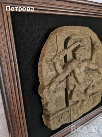 каменно пано на индийски бог оформено като картина. , снимка 3 - Пана - 54236345