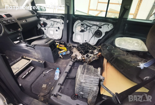 Vw Touran на части, снимка 5 - Автомобили и джипове - 54599349