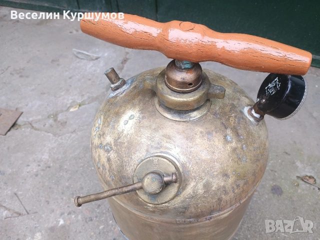 Стара пръскачка, снимка 2 - Антикварни и старинни предмети - 54249122