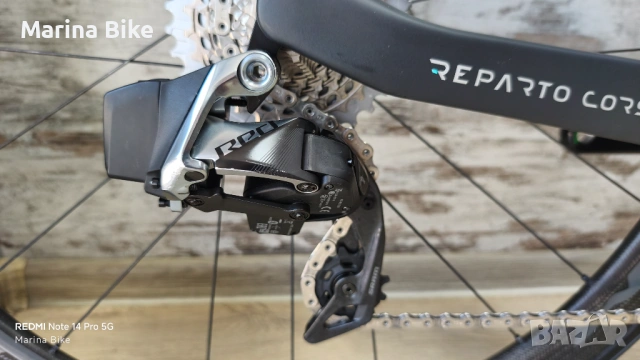 Карбонов шосеен велосипед Bianchi Oltre RC Disc SRAM Red AXS Powermeter Fulcrum Speed 40T | 57, снимка 8 - Велосипеди - 54768791