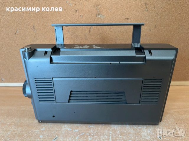 радиоприемник "GRUNDIG SATELLIT 400 Profesional", снимка 5 - Радиокасетофони, транзистори - 54989652