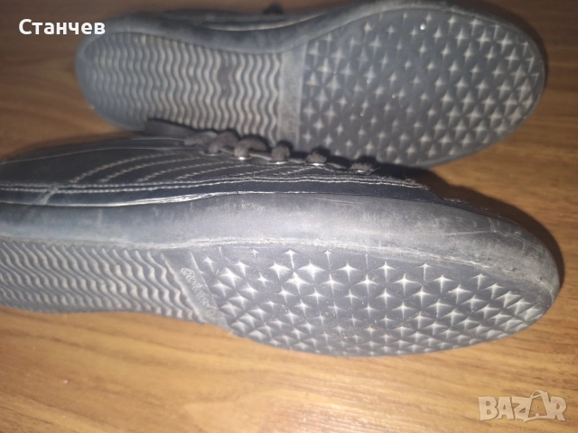 Оригинални кожени кецове Adidas Originals – №42 (Естествена кожа), снимка 3 - Кецове - 55071827