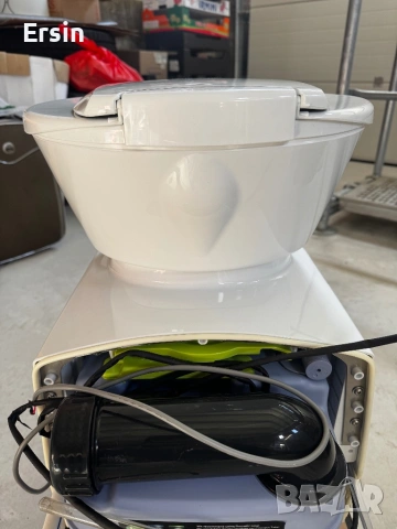 Керамична Тоалетна Dometic CT 4050 (Неразличим от нов) , снимка 9 - Химически тоалетни - 54392958