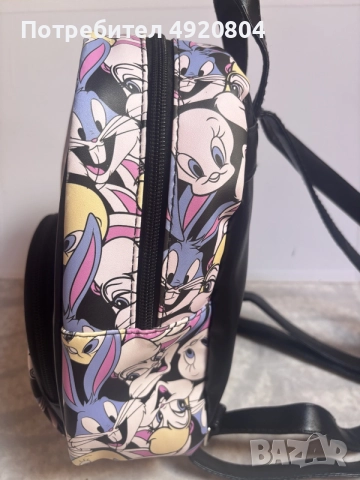 Малка дамска / детска раница Looney Tunes (Bugs Bunny & Lola), снимка 4 - Раници - 55681792