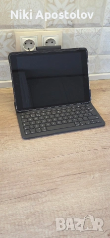 iPad 9th Generation 10.2" 64GB, Wi-Fi в комплект с Logitech Slim Folio Bluetooth keyboard