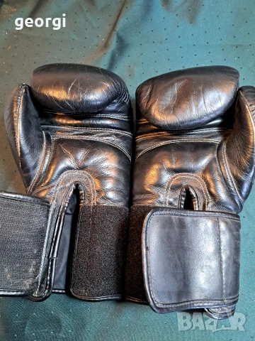 боксови ръкавици Twins Special 14 OZ 35/3, снимка 5 - Бокс - 54726417