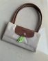 НОВА Longchamp Le Pliage – с етикети, млечно бежова, М, дълги дръжки, снимка 4