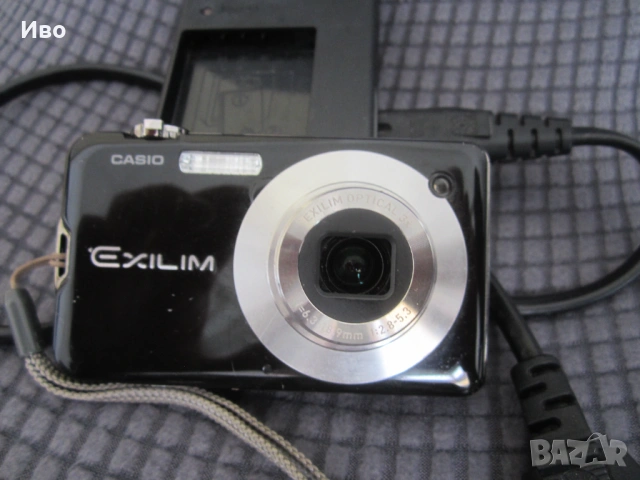 Компактен фотоапарат Casio Exilim EX-S12