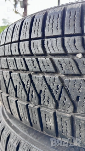 Гуми 215/65/17 Kumho , снимка 8 - Гуми и джанти - 54620956