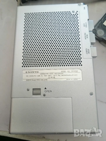 Ретро, диктофон SANYO TCR 2500, снимка 4 - Радиокасетофони, транзистори - 54098216