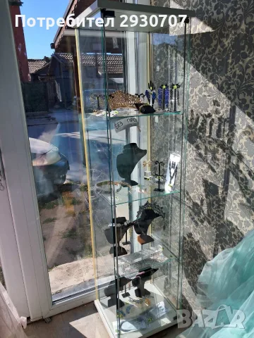 Стъклени витрини