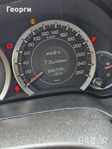 Продавам Honda Accord Tourer 2.2 i-dtec , снимка 8 - Автомобили и джипове - 54160154