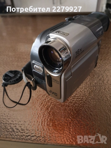 JVC Digital Camcorder GR-D33 Mini DV, снимка 2 - Камери - 54788722