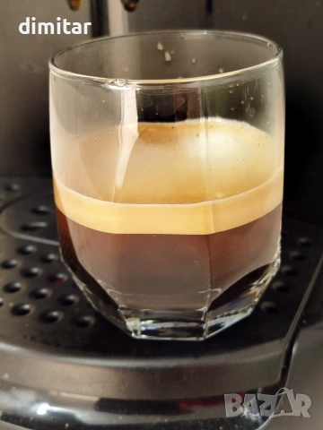 Кафе машина за еспресо DELONGHI, снимка 9 - Кафемашини - 55130733