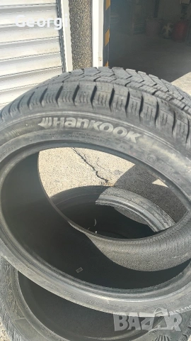 Зимни гуми 225/45 R17, снимка 2 - Гуми и джанти - 54458801