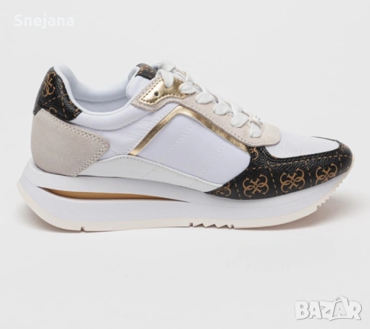 Маратонки Guess за 69€ от 135€, снимка 4 - Маратонки - 54937637