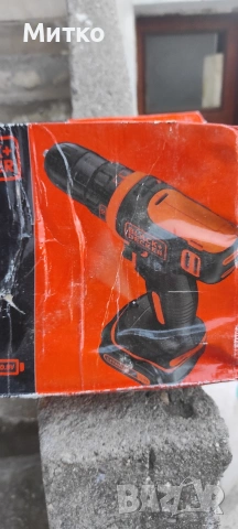 Продавам Акумулаторен винтоверт Black+Decker, 10.8V, BDCD12-QW, снимка 5 - Винтоверти - 54092814