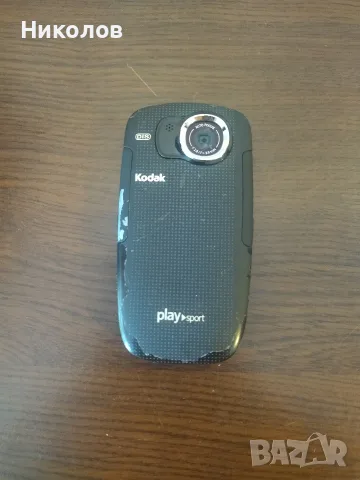 Продавам фотоапарт и видеокамера водоустойчива/удароустойчива Kodak PlaySport ZX5 Camcorder, снимка 3 - Фотоапарати - 55493366